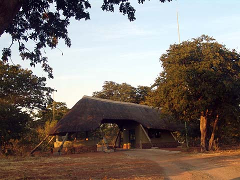 Bild69: Abfahrt aus dem Ihaha Camp