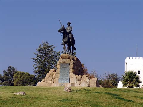 Bild167: Deutsches Reiterdenkmal