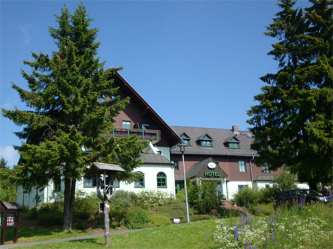 Bild01: Treffen im der Rhn