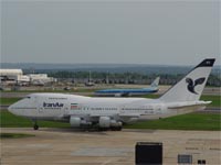 Boeing747 SP-86 / EP-IAD in London