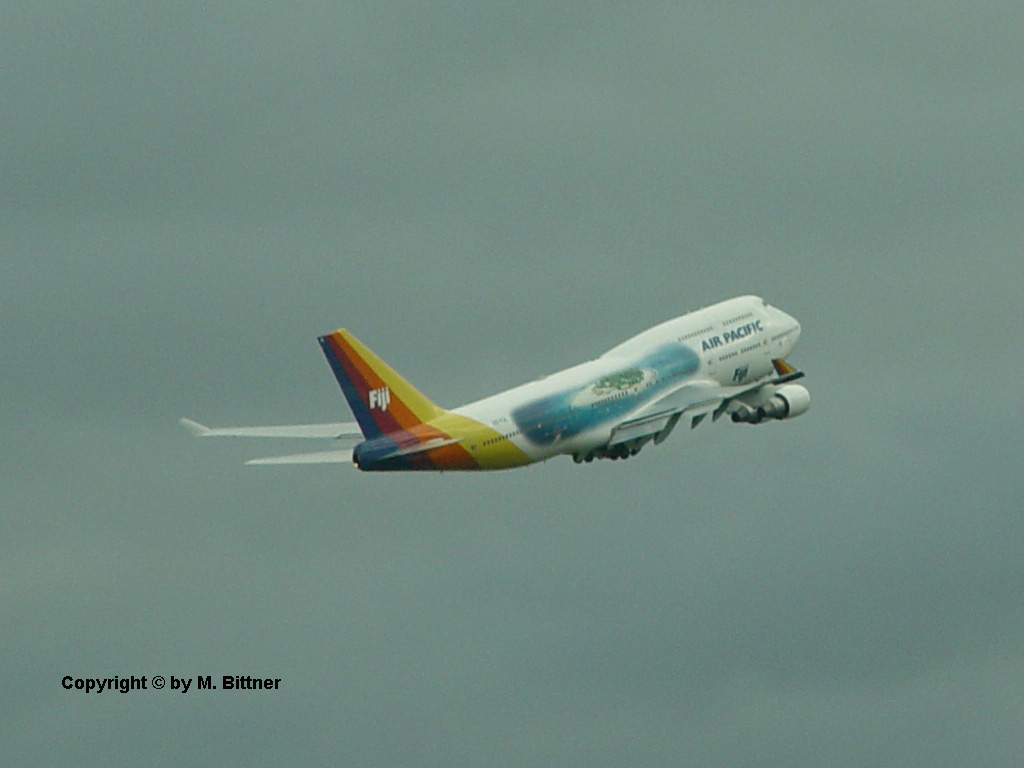 Boeing 747-412 / DQ-FJL / Take off at Auckland
