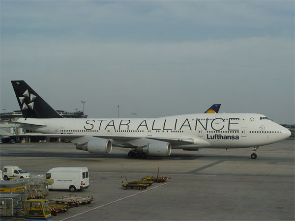 Boeing747-430 M / D-ABTH / Staralliance