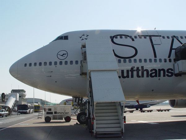 Boeing747-430 M / D-ABTH / Staralliance
