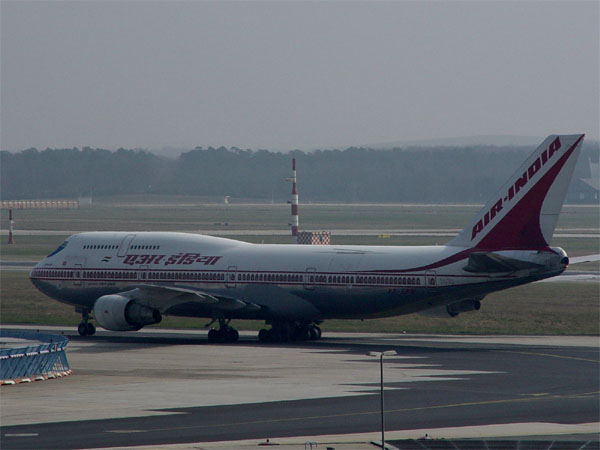 Boeing 747-437 / VT-ESW