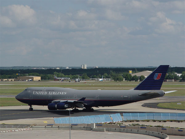 Boeing747-451 / N106UA / Taxiing in Frankfurt
